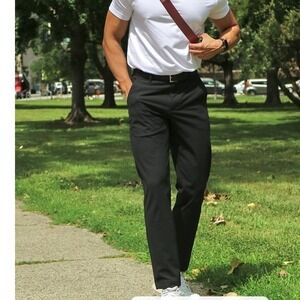 Fabletics Mens The Don 5 Pocket Pant Onyx Black Size 32x32 New With Tags